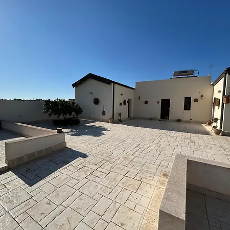 Baglio Il Gelso E L'ulivo Il Mandorlo * Reitani
